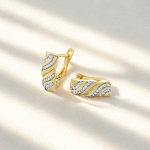 Aretes de Aza con Baño de Oro y Detalle en Oro Blanco