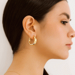 Argollas Clásicas Bañadas en Oro para Damas - Imagen 2