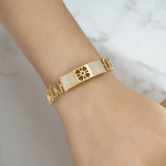 Pulsera Bañada en Oro con Diseño Calado y Circones - Imagen 2