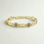 Pulsera de Damas Bañada en Oro con Detalles de Diseño Exclusivo