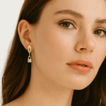 Aretes Bañados en Oro con Diseño de Candado Moderno para Damas - Imagen 2