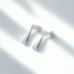 Aretes Bañados en Plata Diseño Minimalista en Gota para Damas