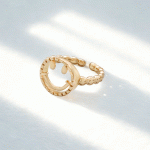 Anillo Carita Feliz Bañado en Oro – Diseño Juvenil y Moderno