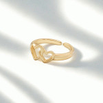 Anillo Doble Corazón Bañado en Oro – Elegancia y Amor en un Solo Diseño