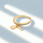 Anillo Bañado en Oro con Dijes de Llave y Candado