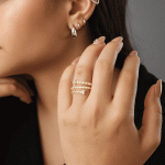 Anillo Espiral Elegante con Detalles Brillantes Bañado en Oro - Imagen 2