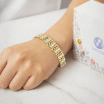 Pulsera Bañada en Oro con Triple Fila de Circones de Lujo - Imagen 2