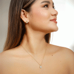 Juego de Cadena con Dije y Aretes Solitario Clásico Bañado en Oro - Imagen 2