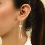 Aretes Largos Elegantes Bañados en Oro con Brillo de Circones - Imagen 2