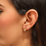 Argollas Huggies Corazón Hueco con Circones Bañadas en Oro - Imagen 2