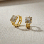 Argollas Huggies de Lujo Bañadas en Oro con Circones Brillantes