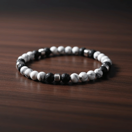 Pulsera Elástica de Howlita y Piedra Volcánica con Detalles Metálicos