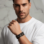 Set Triple de Pulseras Negras de Piedras Naturales y Cuero - Diseño "Fuerza" - Imagen 2