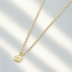 Cadena con Dije de Corona Bañada en Oro