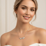 Collar Alas de Ángel con Perla Central Bañado en Plata - Imagen 2