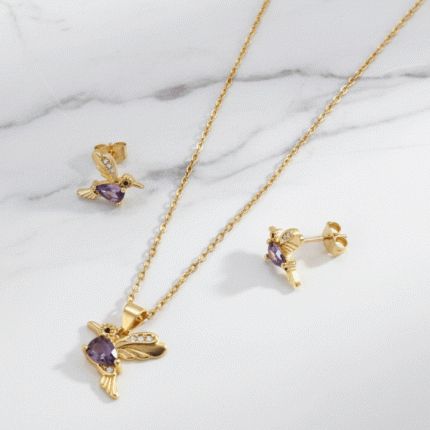 Juego de Cadena, Dije y Aretes Colibrí Bañado en Oro