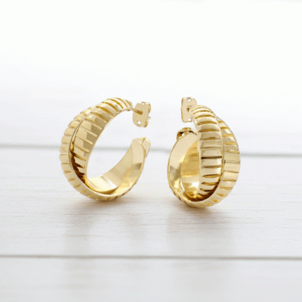 Semi Argollas Elegancia Dorada Bañadas en Oro