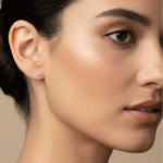 Aretes Topos Pequeños con Perla Bañados en Oro - Imagen 2