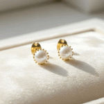 Aretes Topos Medianos con Perla Bañados en Oro