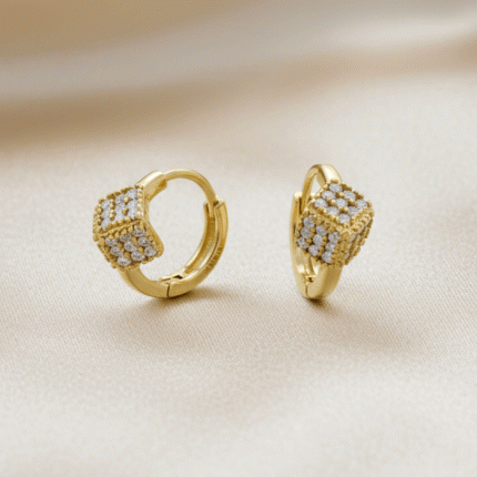 Argollas Huggies Cubic Shine con Circones Bañadas en Oro