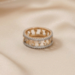 Anillo Double Crown Bañado en Oro Italiano 24KT con Circones Suspendidos y Detalle en Oro Blanco