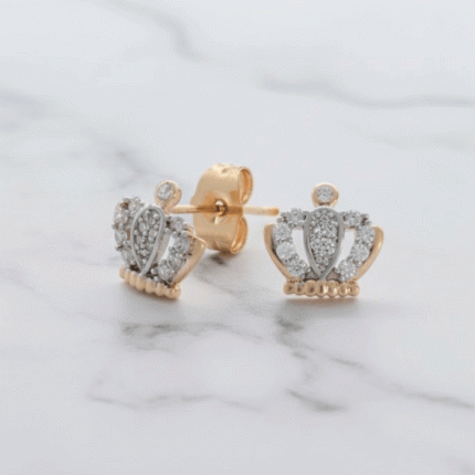 Aretes Corona Real en Oro Italiano 24KT con Baño de Oro Blanco