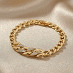 Pulsera Bañada en Oro Tipo Eslabón con Detalles de Circones – Elegancia Moderna