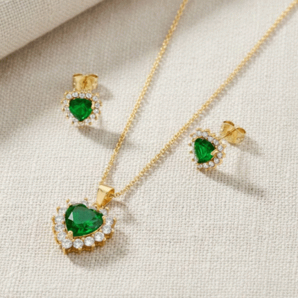 Juego de Cadena con Dije y Aretes Bañado en Oro – Corazón Verde Brillante