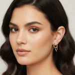 Aretes Dorados Estilo Derretido – Baño de Oro Moderno - Imagen 2