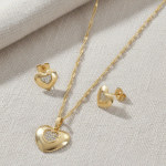 Juego de Cadena, Dije y Aretes Corazón con Cristales Bañados en Oro