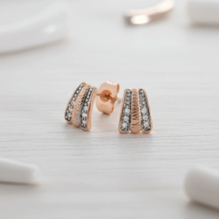 Aretes de Lujo en Oro Italiano de 24K con Detalles en Oro Blanco y Circones