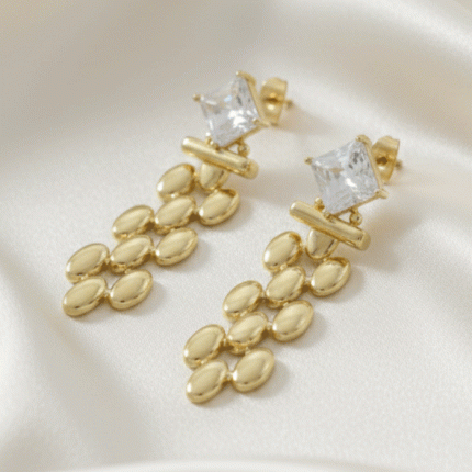 Aretes Colgantes Cascade Gold con Cristal Cuadrado y Eslabones Ovalados