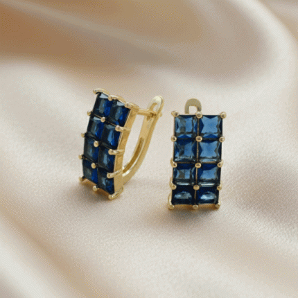 Aretes de Gala con Cristales de Zafiro Azul en Baño de Oro