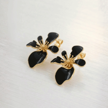 Aretes de Flor Orquídea Bañados en Oro con Esmalte Negro Brillante