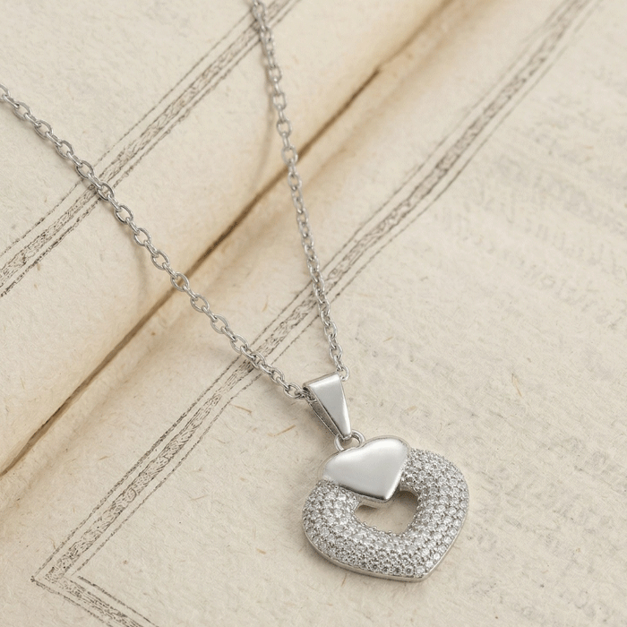 341 Collar con Dije de Corazón Bañado en Plata y Circones - Imagen 1