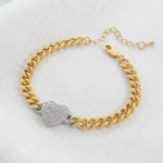 Pulsera de Eslabones en Baño de Oro con Corazón en Circones