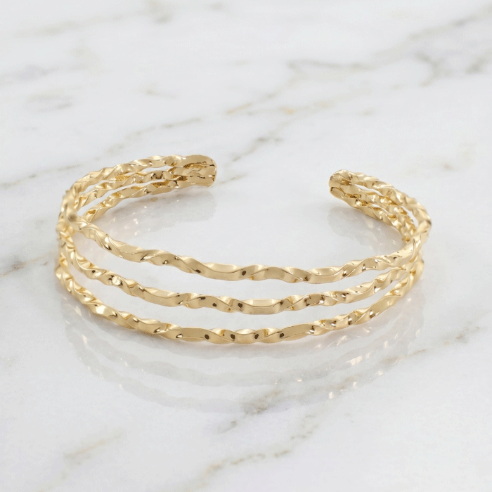49 Pulsera de Triple Banda Retorcida en Baño de Oro - Imagen 1