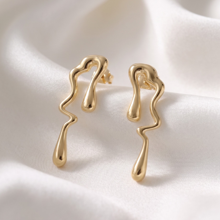 191 Aretes Topos Bañados en Oro con Diseño Abstracto de Silueta Líquida y Gotas Gota - Imagen 1