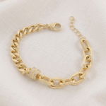 Pulsera Híbrida Bañada en Oro con Eslabones Combinados y Barril Texturizado con Circones