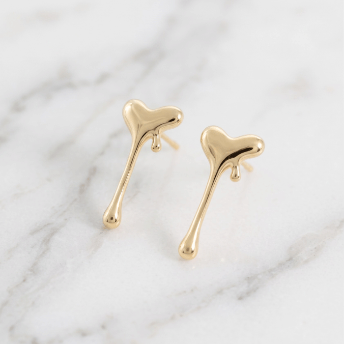 402 Aretes Topos para Damas Bañados en Oro con Diseño Orgánico de Corazón Derretido / Gota Límpida - Imagen 1