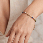 Pulsera Ajustable de Cadena Veneciana con Cruz y Ojos Turcos Multicolores en Oro - Imagen 2